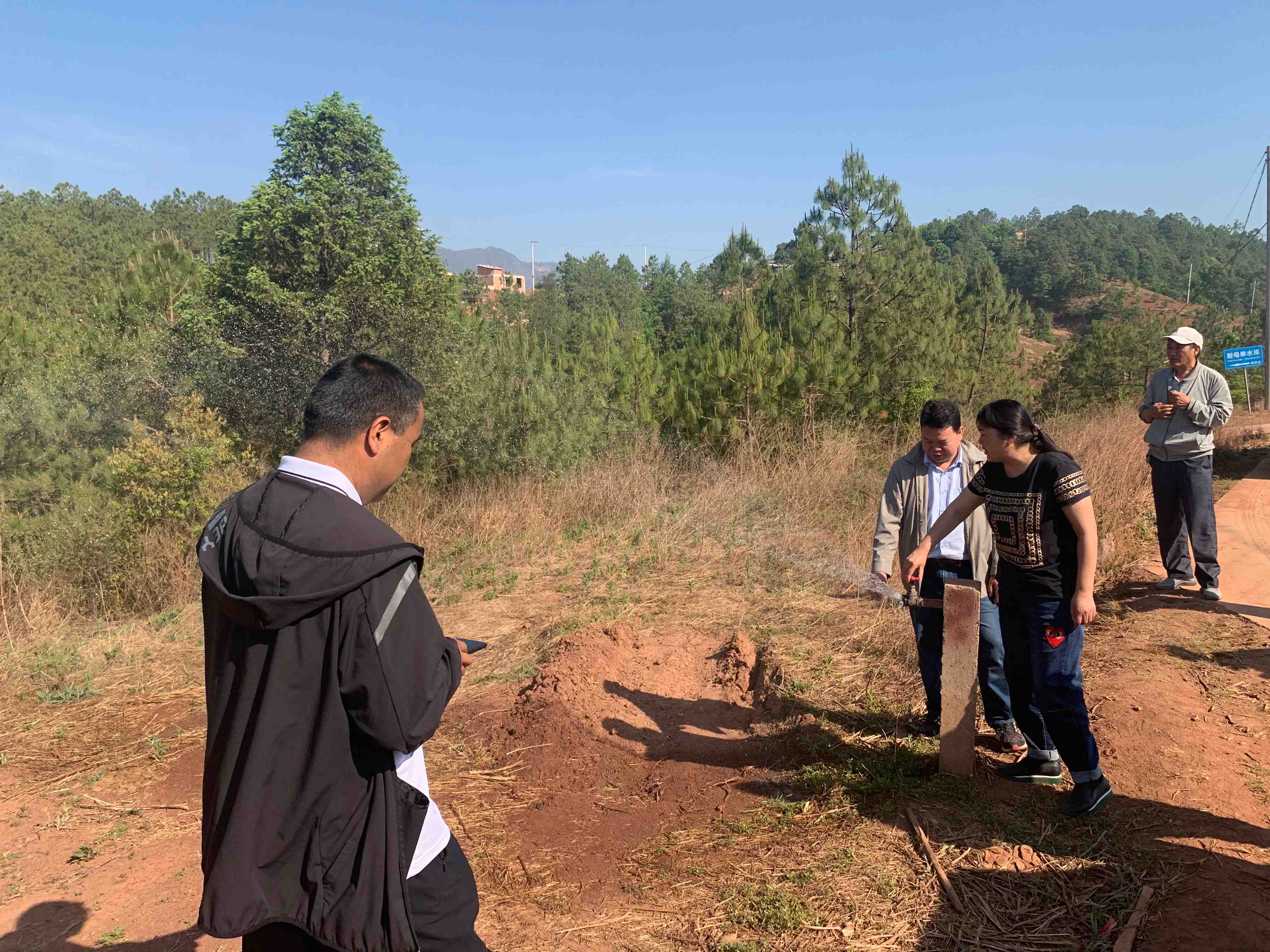 禄劝云龙乡小水网验收
